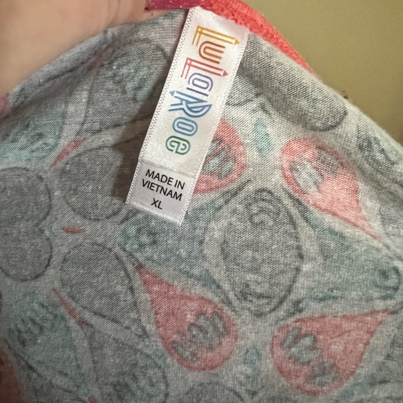 LuLaRoe Classic Tee Size XL EUC - Picture 6 of 6